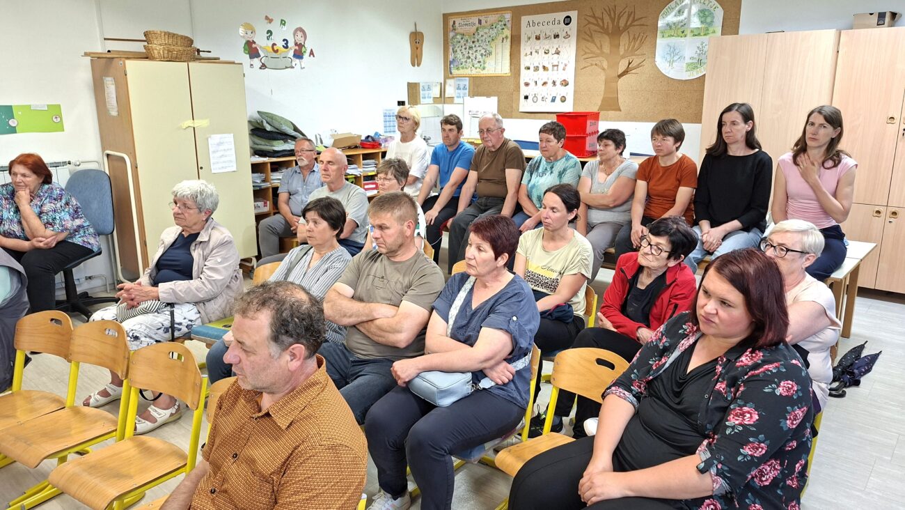 Ledene rože na pragu poletja 20260527 192208